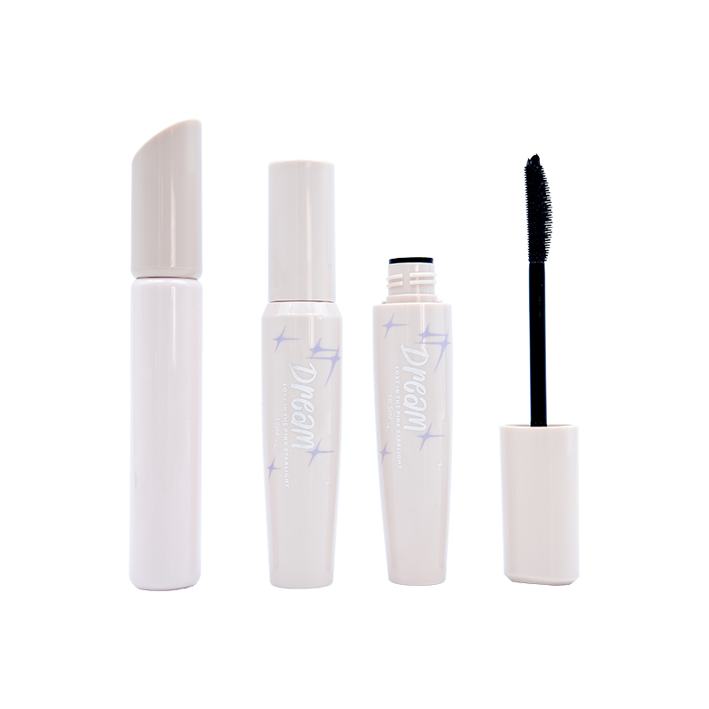 Rímel longo e ondulado